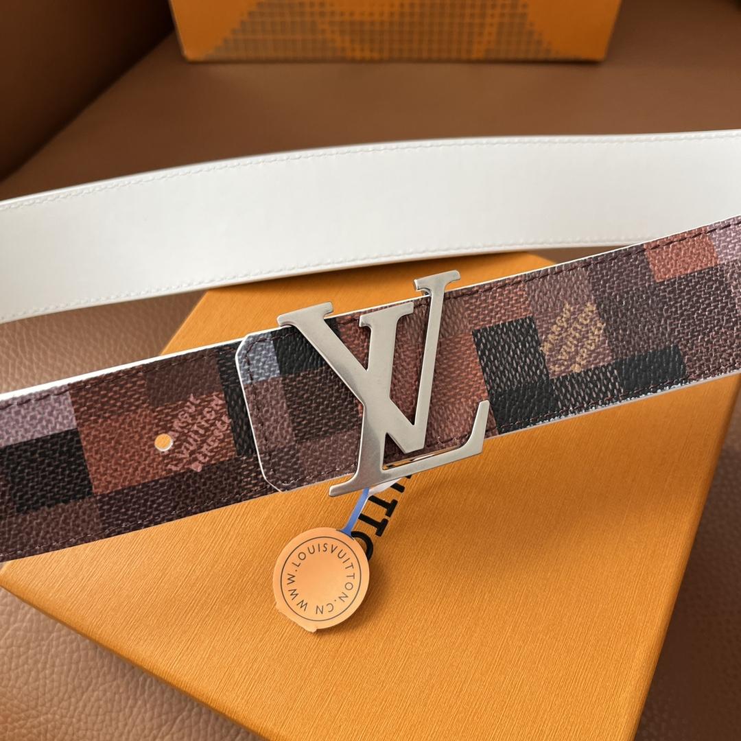 Louis Vuitton LV Initiales 40mm Reversible Belt - DopestKickz