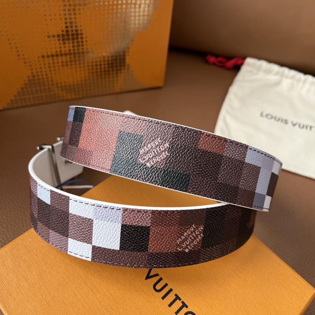 Louis Vuitton LV Initiales 40mm Reversible Belt - DopestKickz