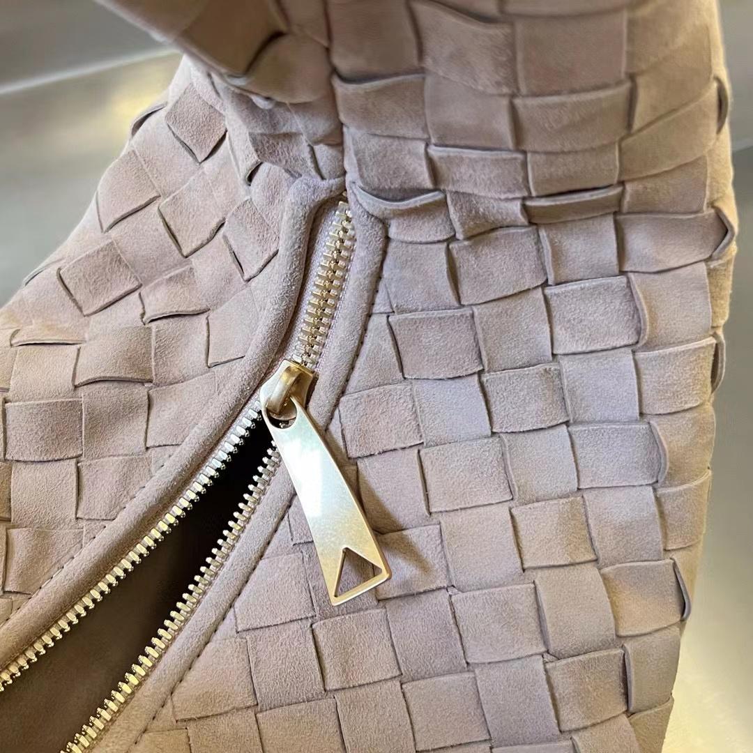 Bottega Veneta Teen Jodie  36cm - DopestKickz