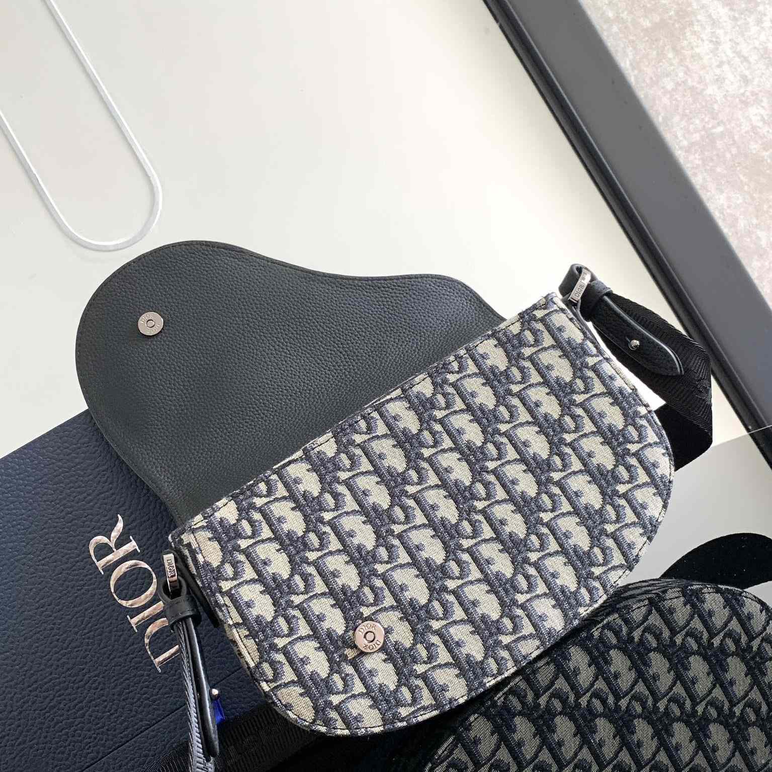 Dior Saddle Messenger Bag - DopestKickz