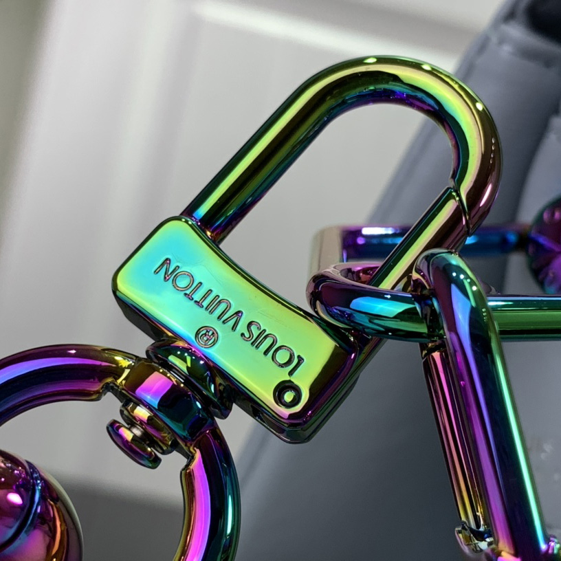 Louis Vuitton Coussin PM   M11436 - DopestKickz