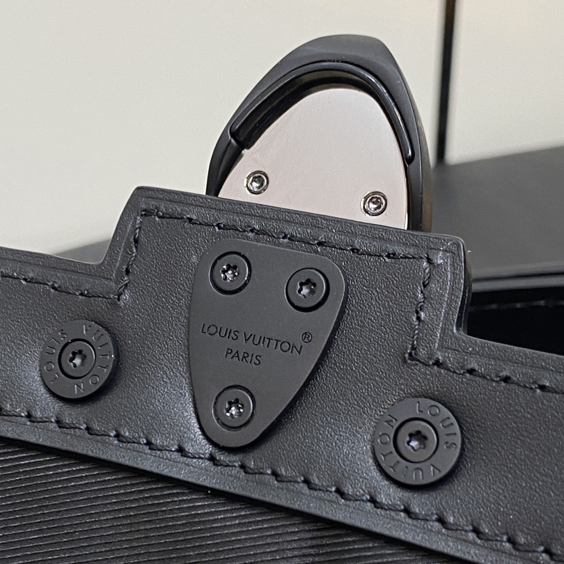 Louis Vuitton Soul Trunk   M11743 - DopestKickz