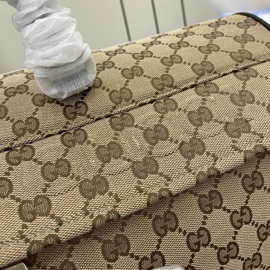 Gucci Medium GG Duffle Bag - DopestKickz