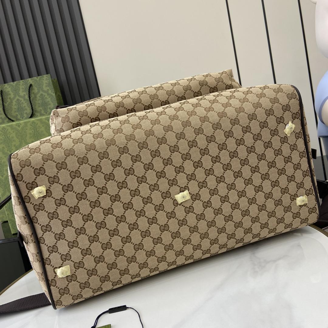 Gucci Medium GG Duffle Bag - DopestKickz