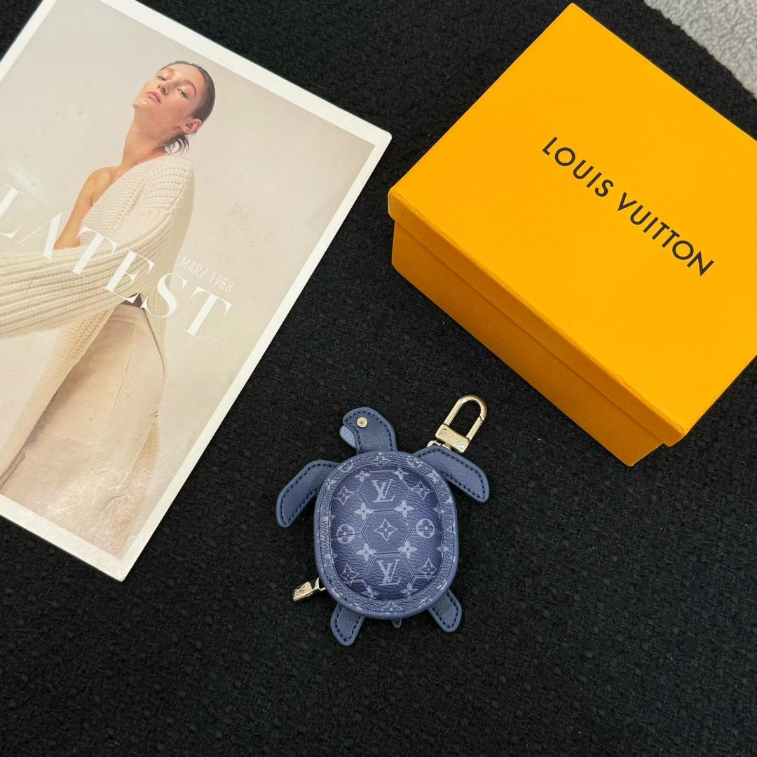 Louis Vuitton LV Turtle Pouch Bag Charm  M02047 - DopestKickz