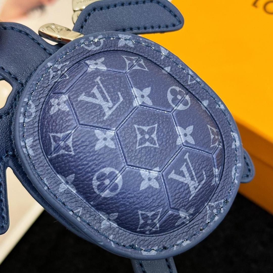 Louis Vuitton LV Turtle Pouch Bag Charm  M02047 - DopestKickz