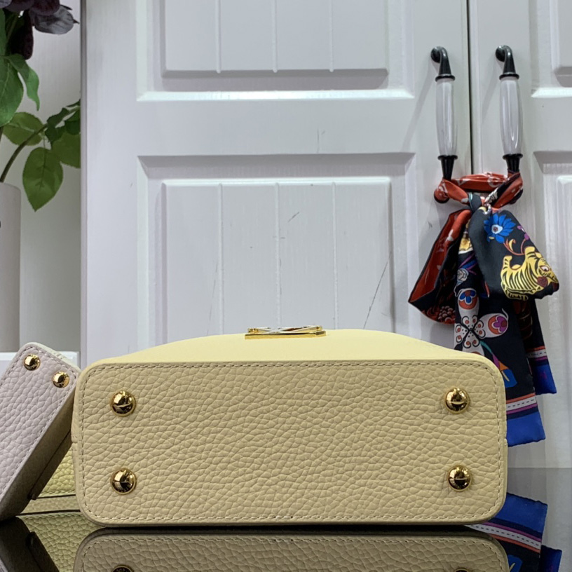 Louis Vuitton Capucines Mini  M24563 - DopestKickz