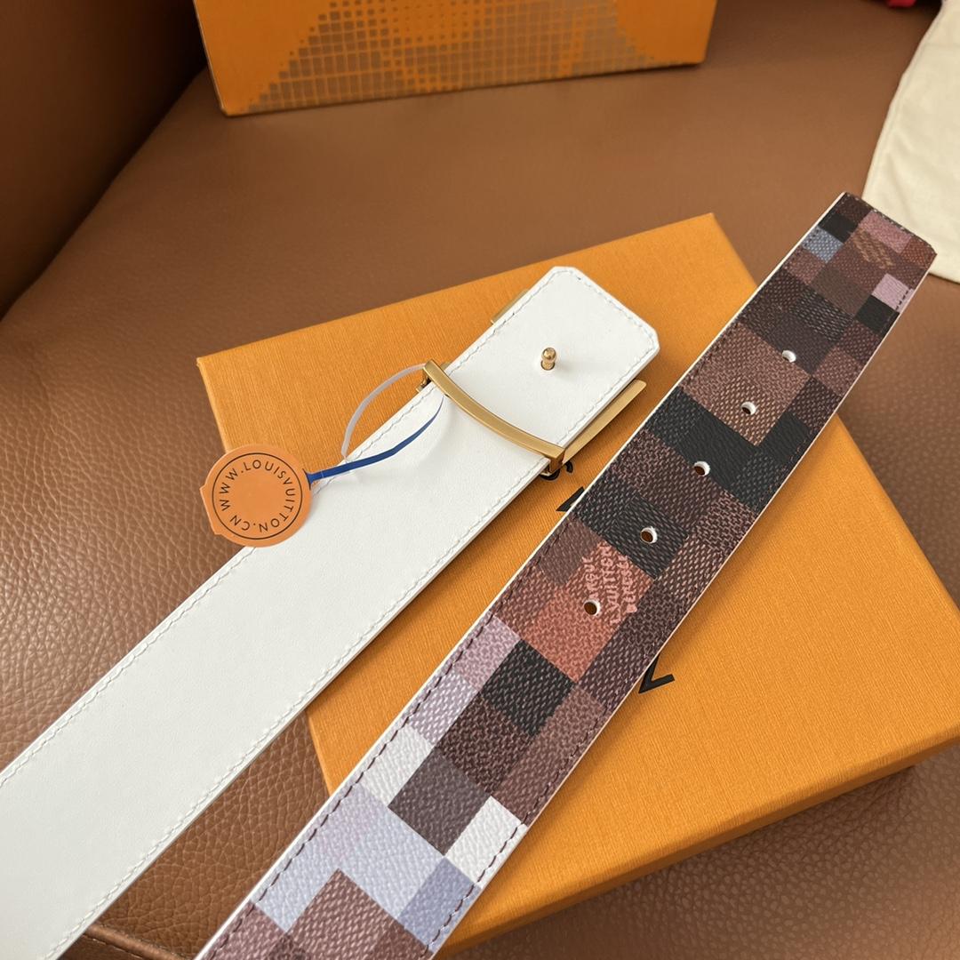 Louis Vuitton LV Initiales 40mm Reversible Belt - DopestKickz