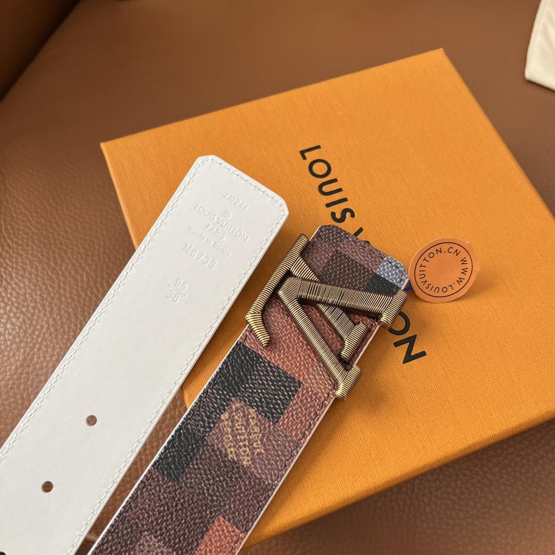 Louis Vuitton LV Initiales 40mm Reversible Belt - DopestKickz