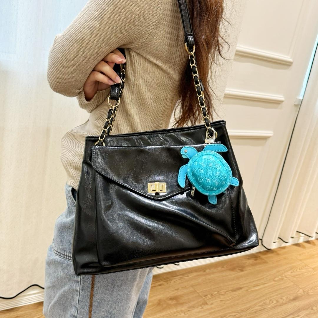 Louis Vuitton LV Turtle Pouch Bag Charm  M02049 - DopestKickz