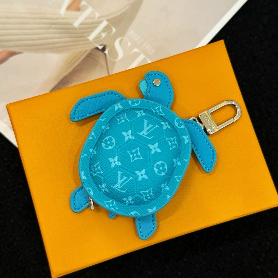 Louis Vuitton LV Turtle Pouch Bag Charm  M02049 - DopestKickz