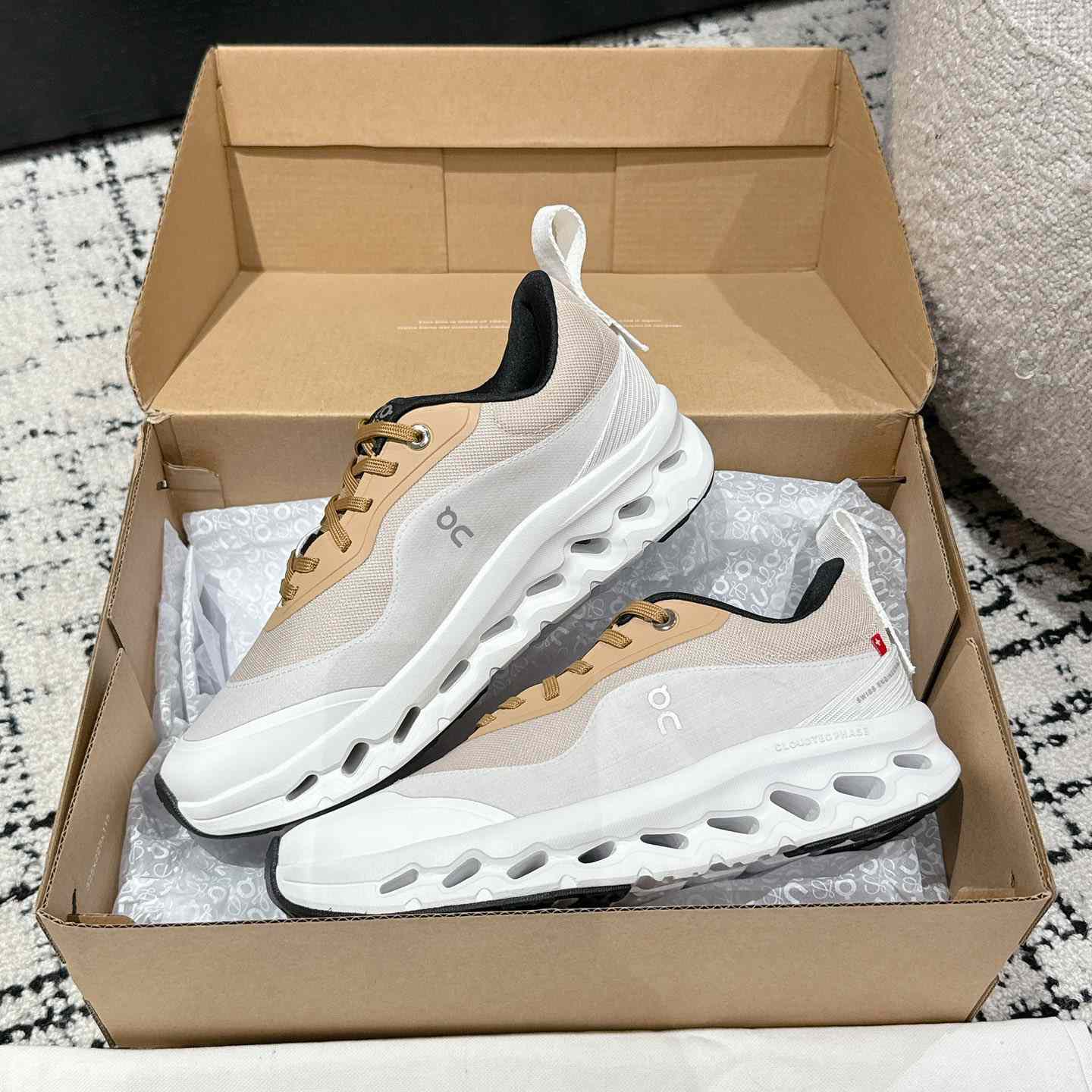 Loewe Cloudtilt 2.0 Sneaker - DopestKickz