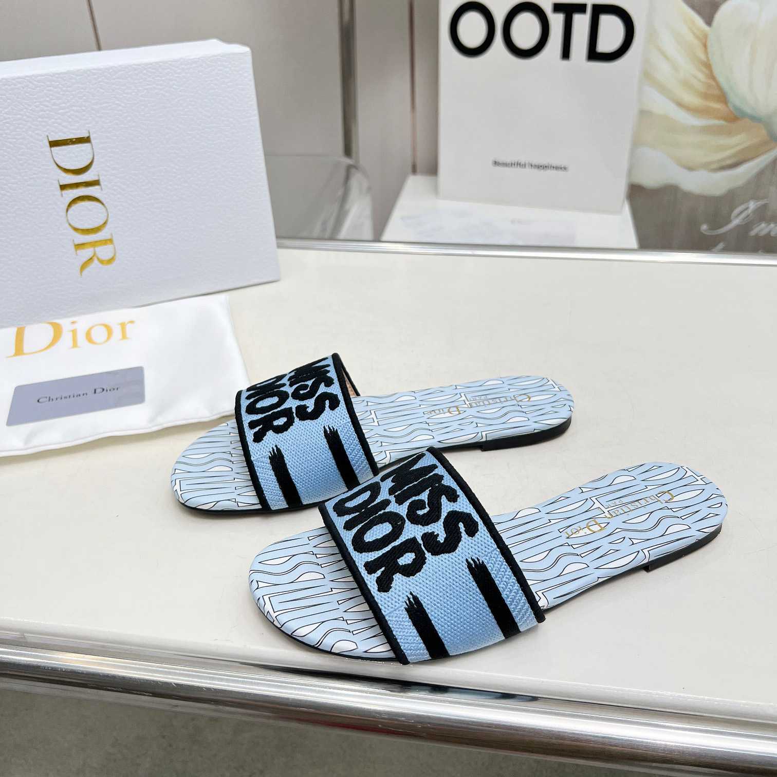 Dior Dway Slide - DopestKickz