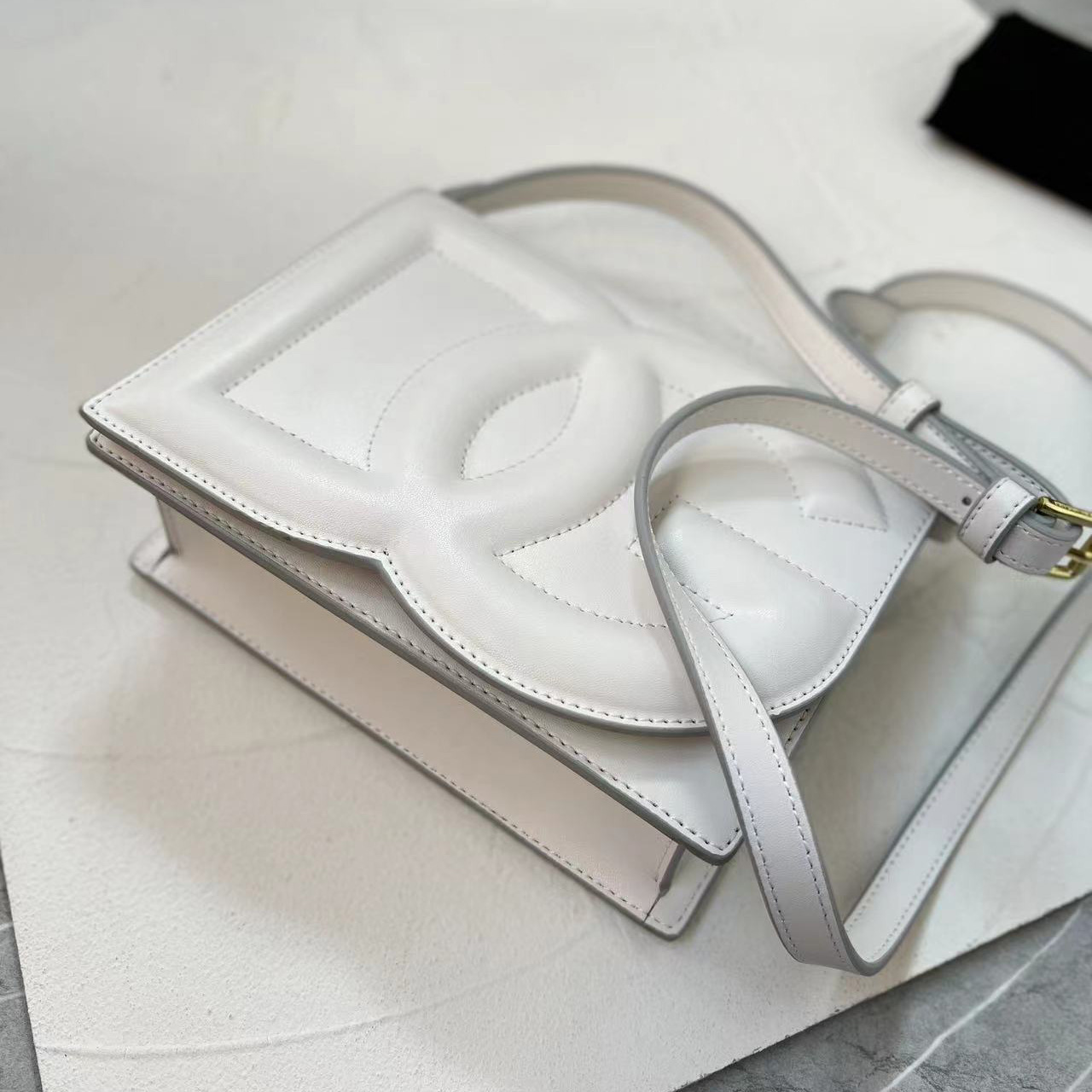 Dolce & Gabbana Calfskin DG Logo Crossbody Bag  (16 x 20 x 5.5cm) - DopestKickz