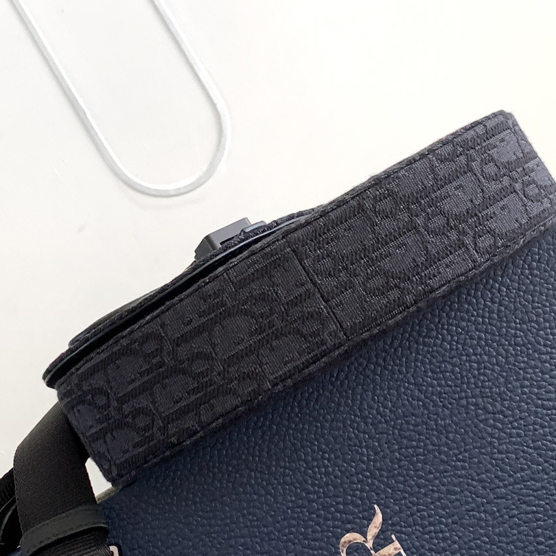 Dior Saddle Messenger Bag - DopestKickz