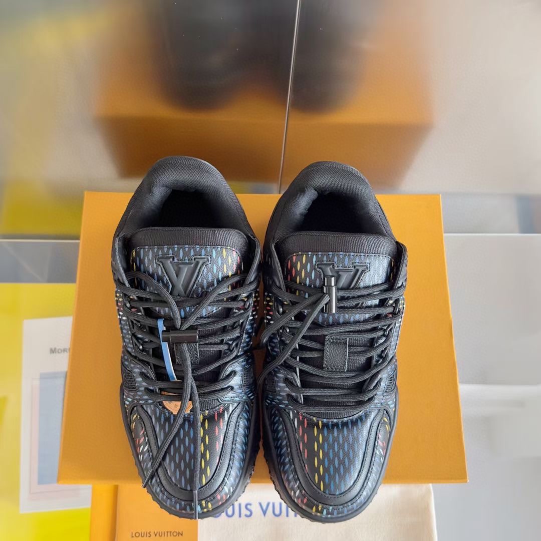 Louis Vuitton LV Trainer Maxi Sneaker   1ACR0U - DopestKickz