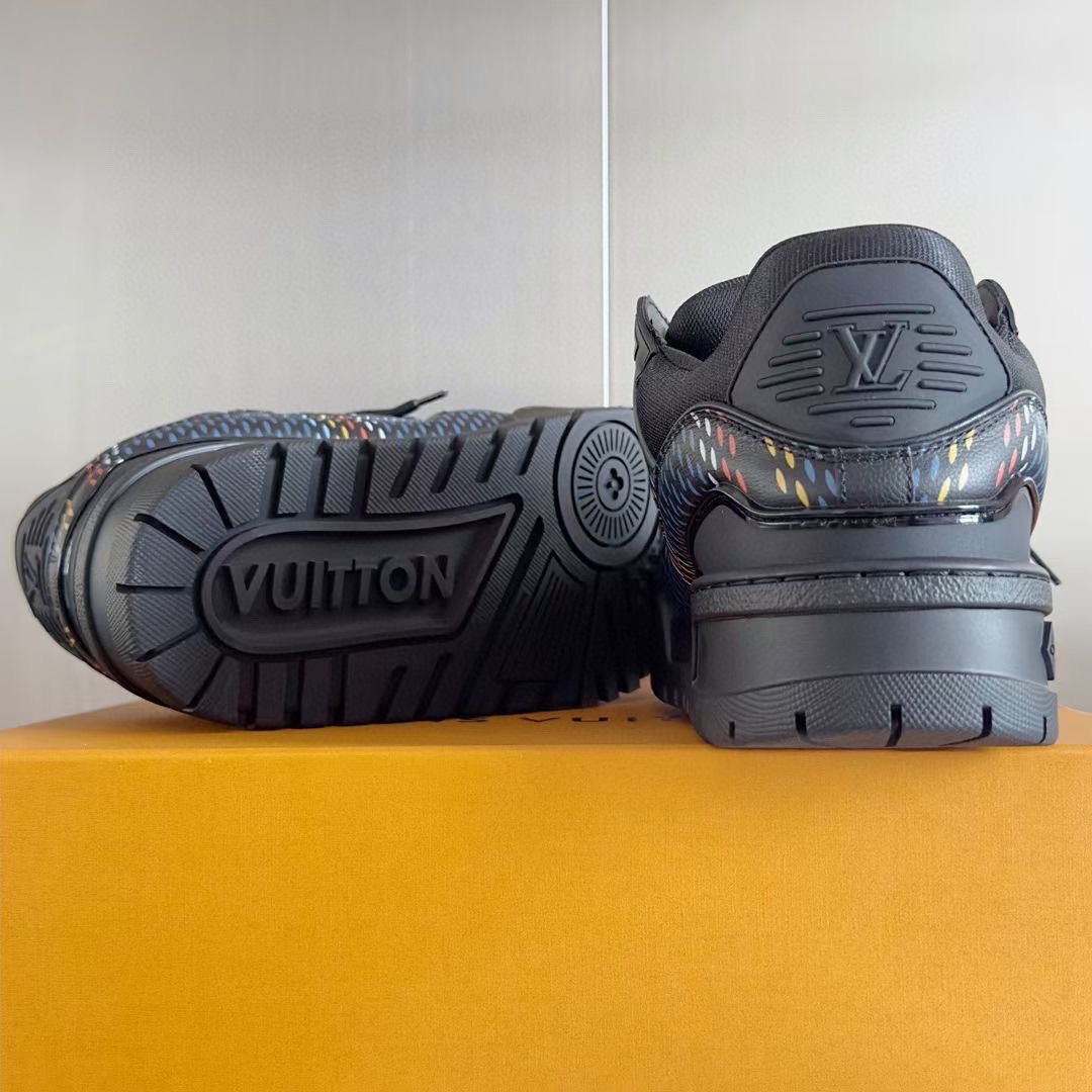 Louis Vuitton LV Trainer Maxi Sneaker   1ACR0U - DopestKickz