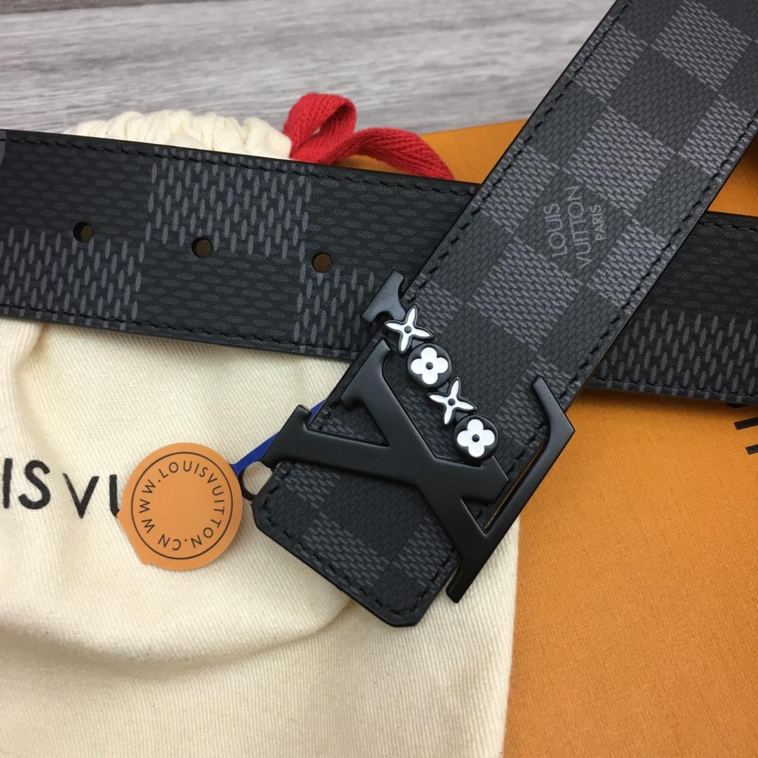 Louis Vuitton 40mm Reversible Belt - DopestKickz