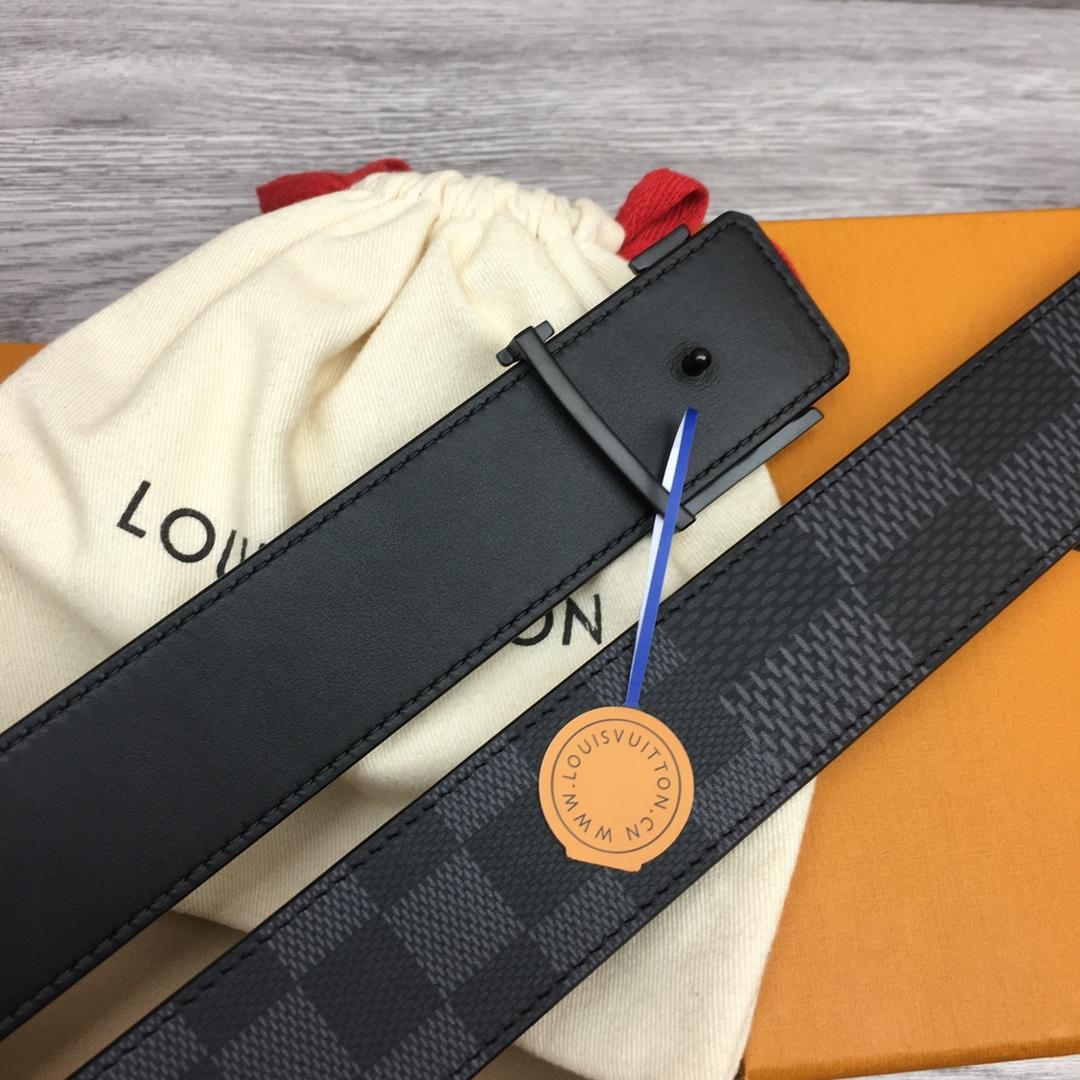 Louis Vuitton 40mm Reversible Belt - DopestKickz