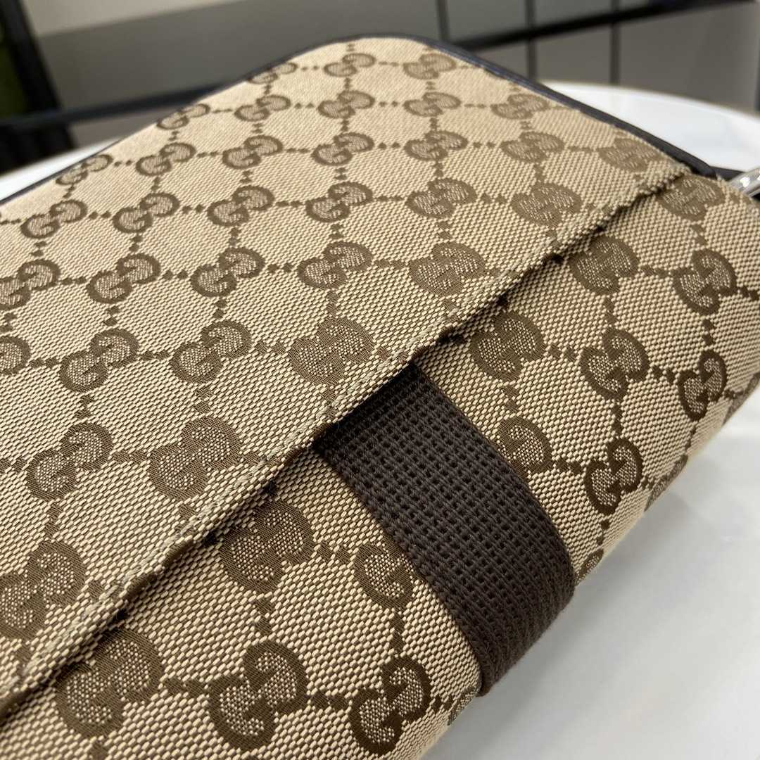 Gucci Mini GG Crossbody Bag - DopestKickz