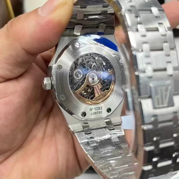 Audemars Piguet Watch      - DopestKickz