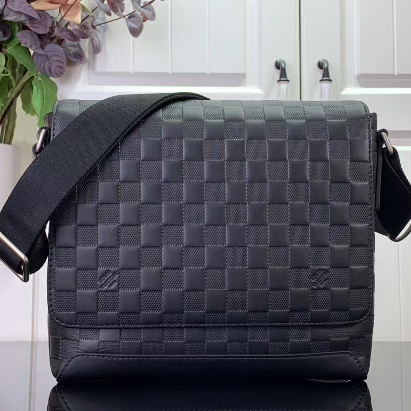 Louis Vuitton  District Damier Infini PM Cosmos (29 x 23 x 6 cm) - DopestKickz