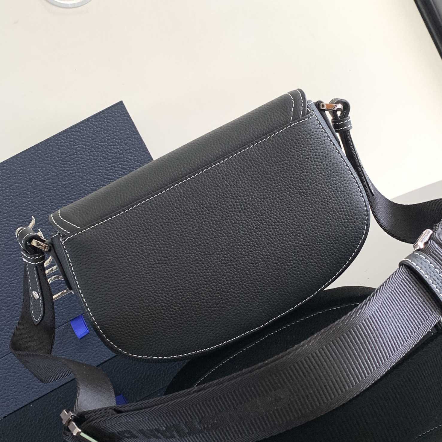 Dior Saddle Messenger Bag - DopestKickz