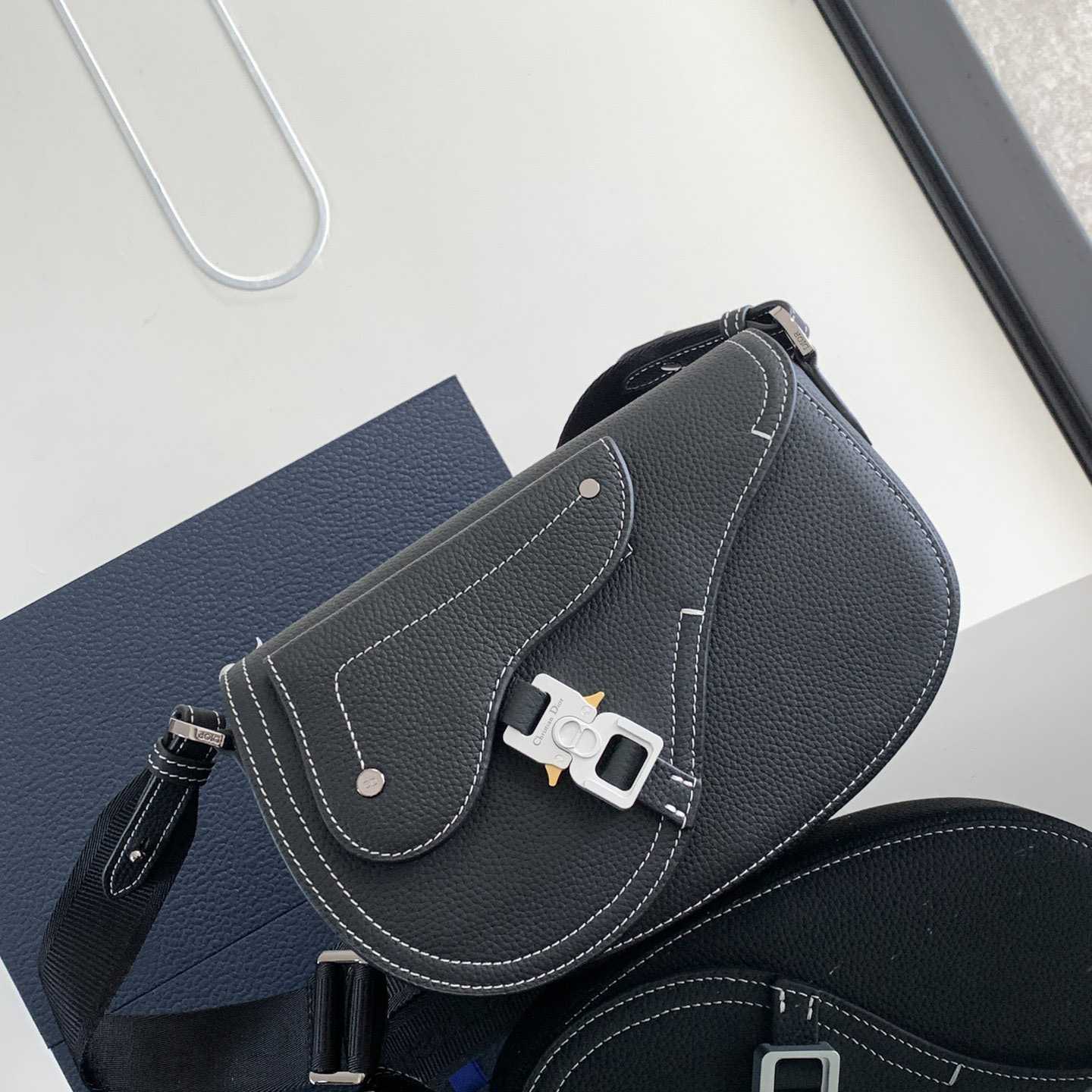 Dior Saddle Messenger Bag - DopestKickz
