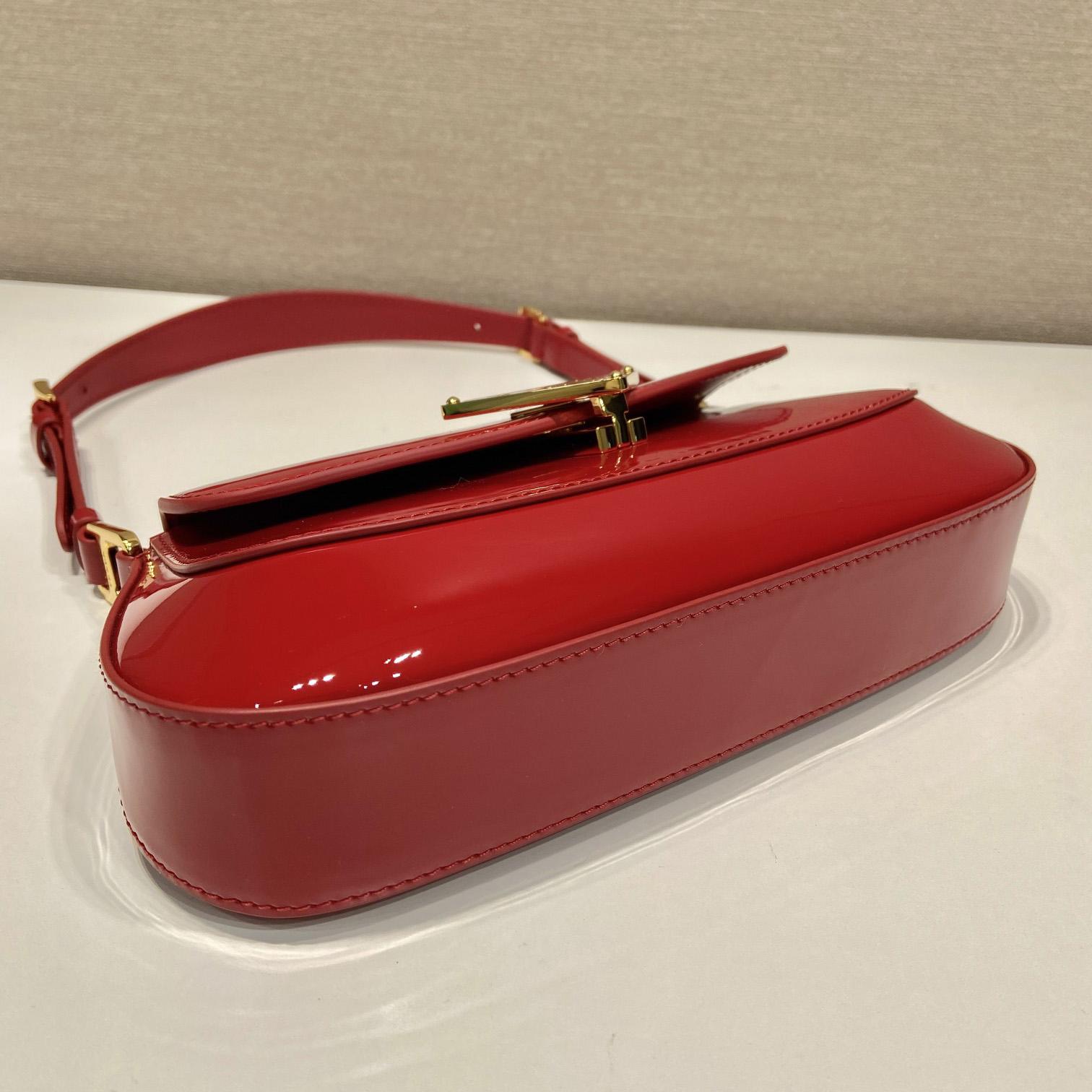 Prada Brushed Leather Shoulder Bag （24-11-4cm） - DopestKickz