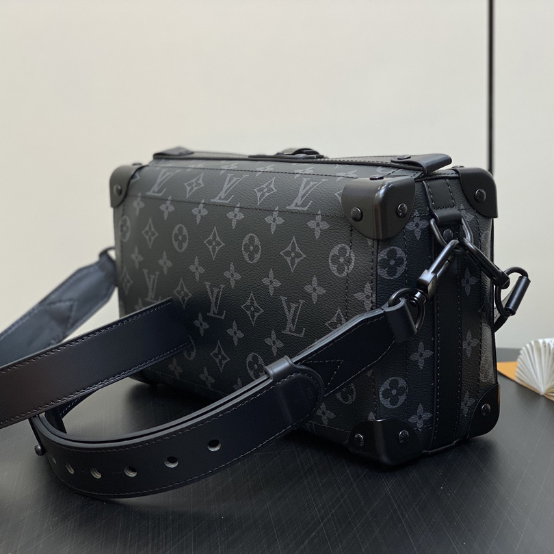 Louis Vuitton Soul Trunk East West   M11744 - DopestKickz