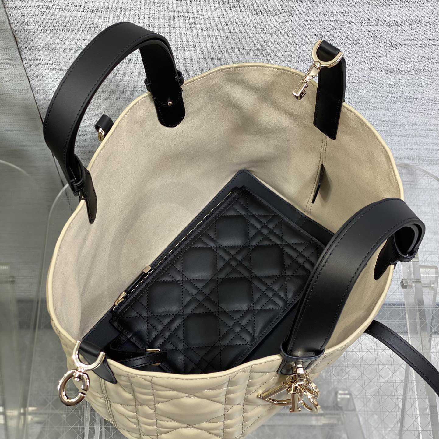 Dior Medium Dior Toujours Bag - DopestKickz