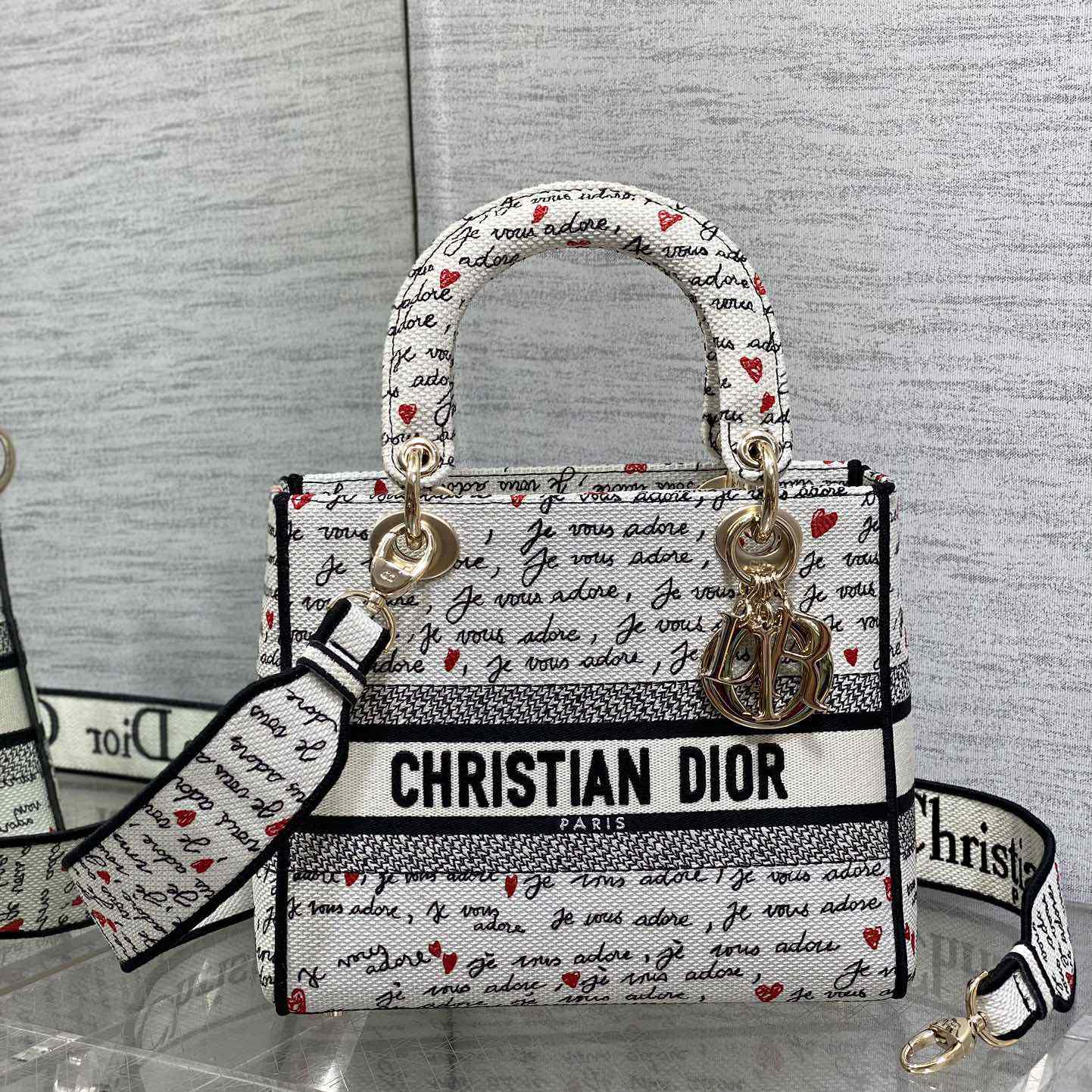 Dior Dioramour Medium Lady D-Lite Bag - DopestKickz