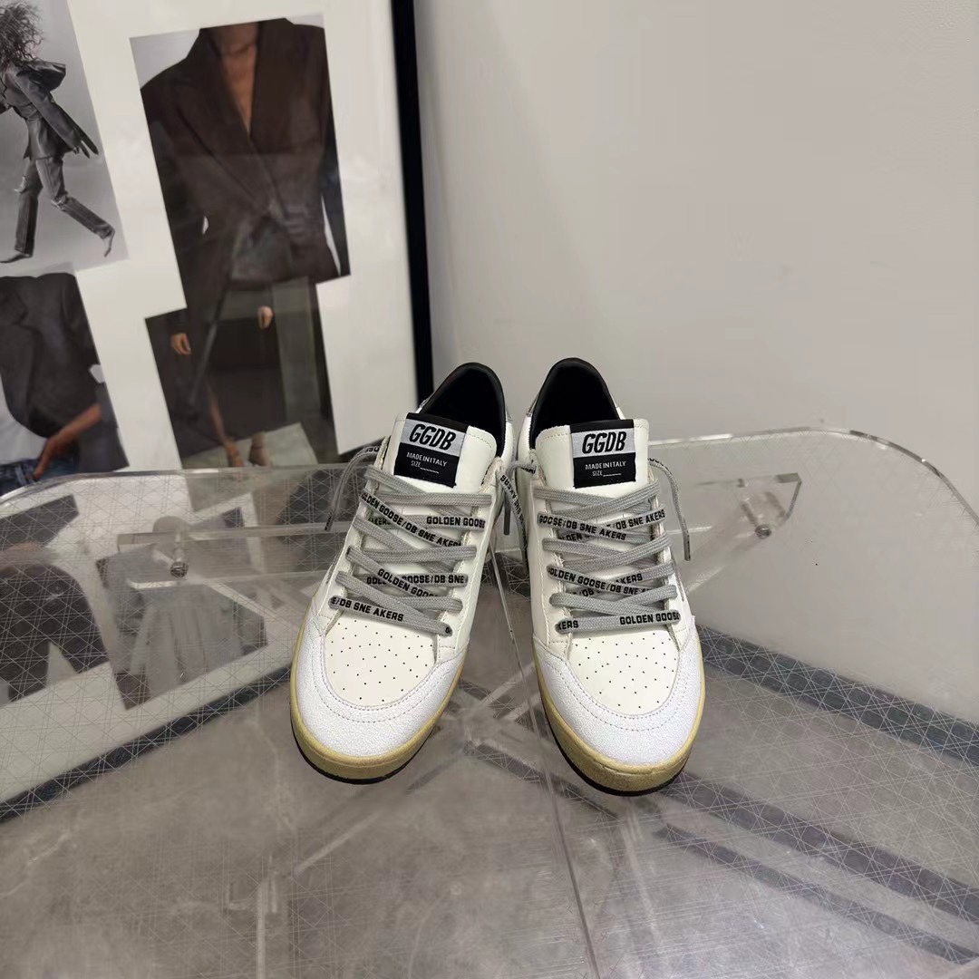 Golden Goose Sneakers - DopestKickz
