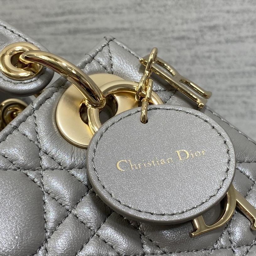 Dior Lady Dior Bag  21*11*5cm - DopestKickz