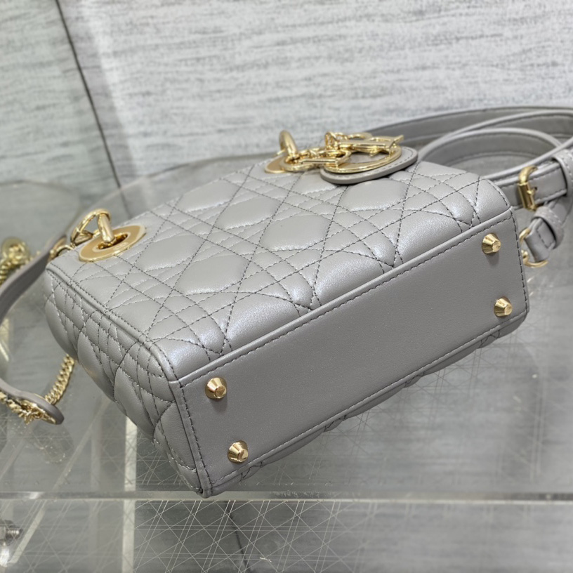 Dior Lady Dior Bag  21*11*5cm - DopestKickz