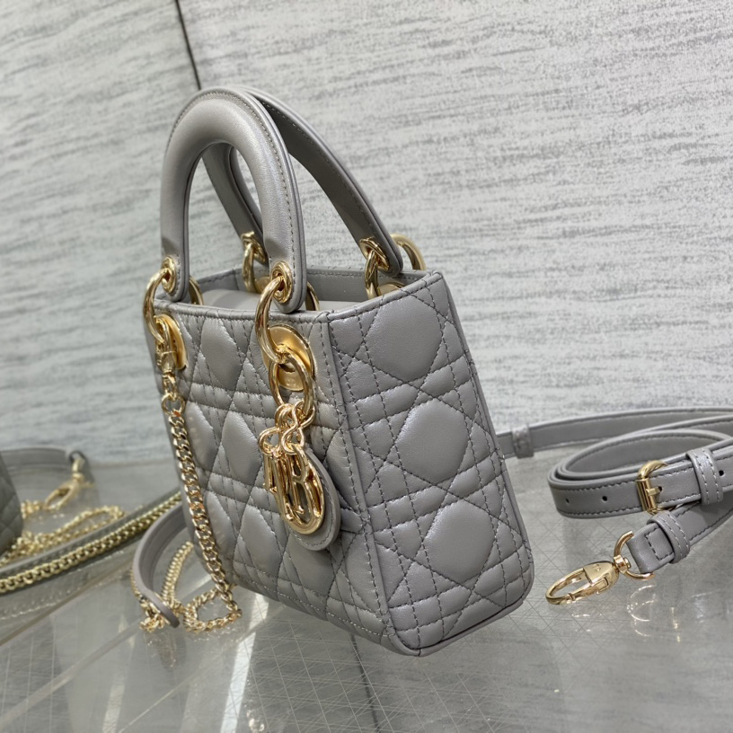 Dior Lady Dior Bag  21*11*5cm - DopestKickz
