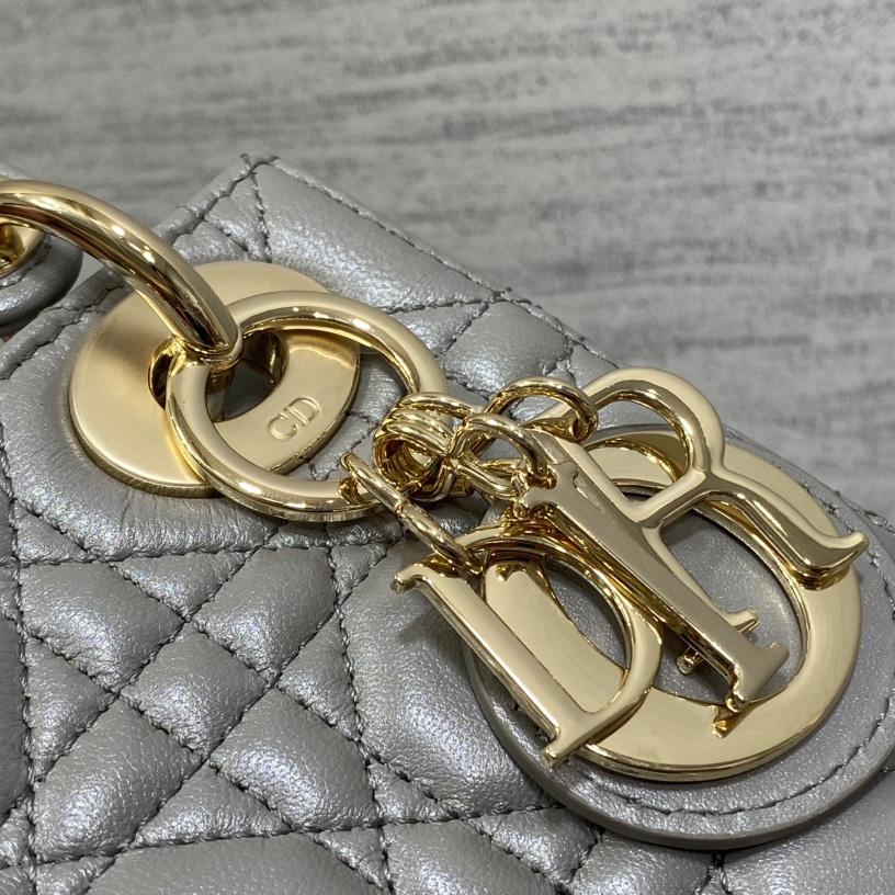 Dior Lady Dior Bag  21*11*5cm - DopestKickz