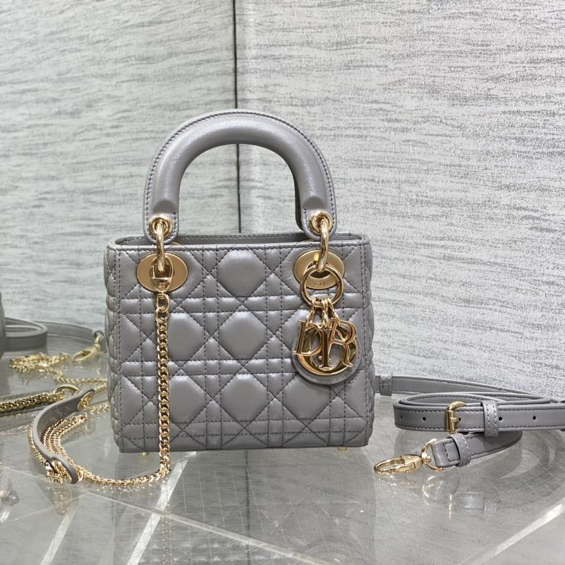 Dior Lady Dior Bag  21*11*5cm - DopestKickz