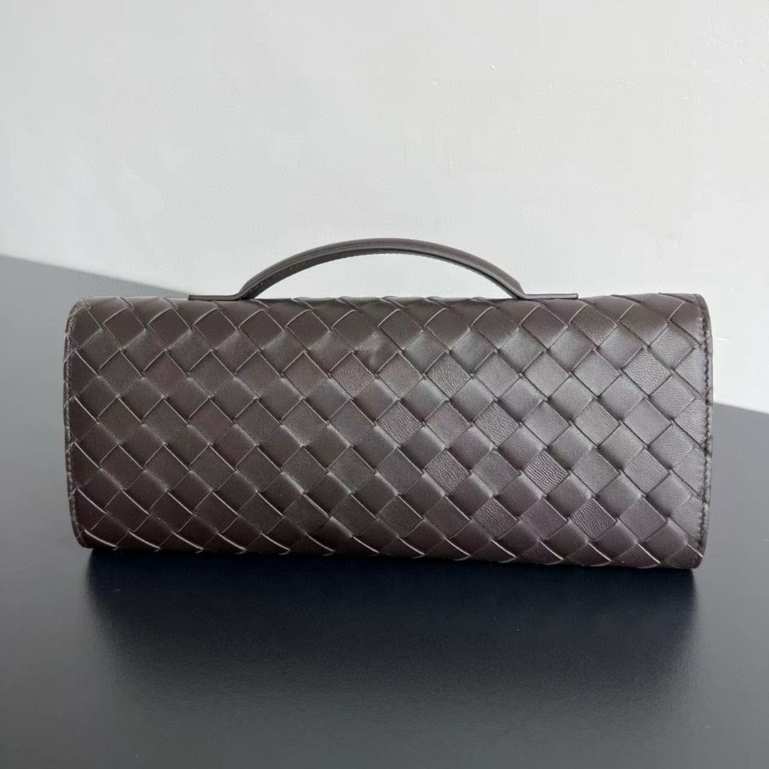 Bottega Veneta Long Clutch Andiamo With Handle - DopestKickz