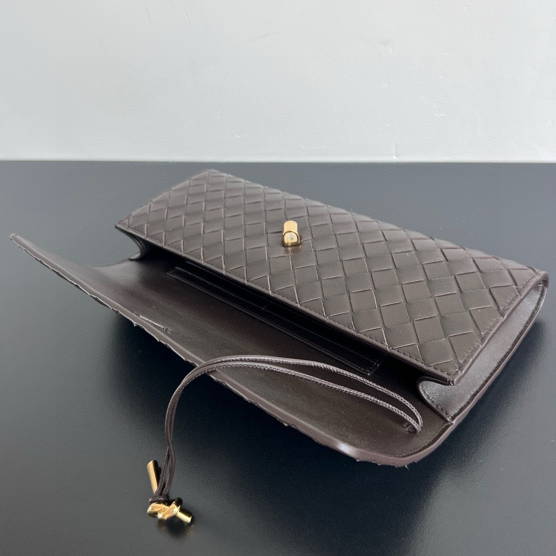 Bottega Veneta Long Clutch Andiamo With Handle - DopestKickz