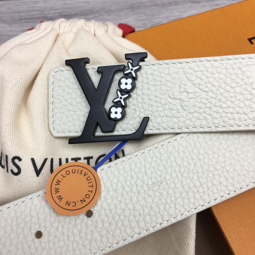 Louis Vuitton 40mm Reversible Belt - DopestKickz
