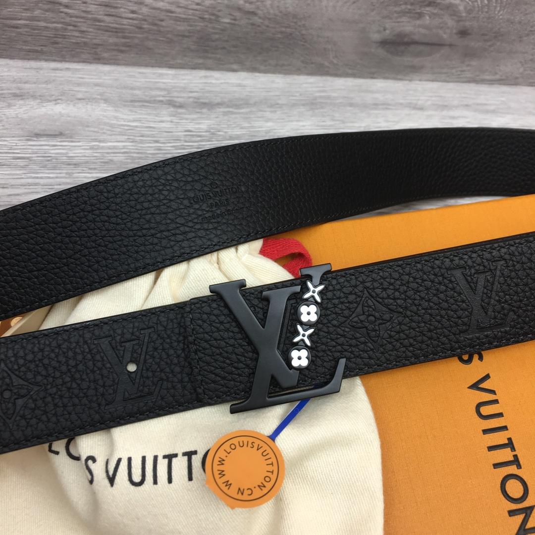 Louis Vuitton 40mm Reversible Belt - DopestKickz