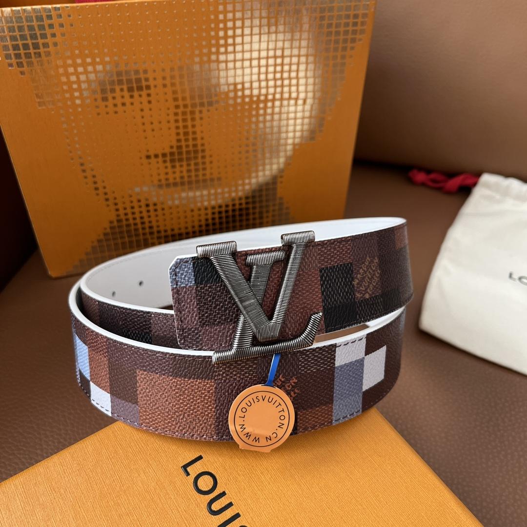 Louis Vuitton LV Initiales 40mm Reversible Belt - DopestKickz