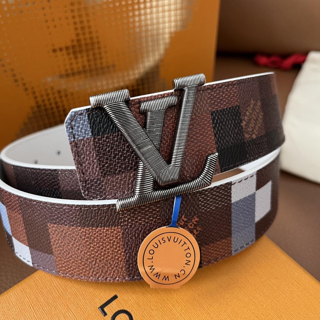 Louis Vuitton LV Initiales 40mm Reversible Belt - DopestKickz