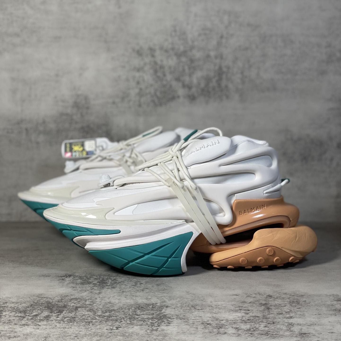 Balmain "Unicorn" Low top Sneakers - DopestKickz