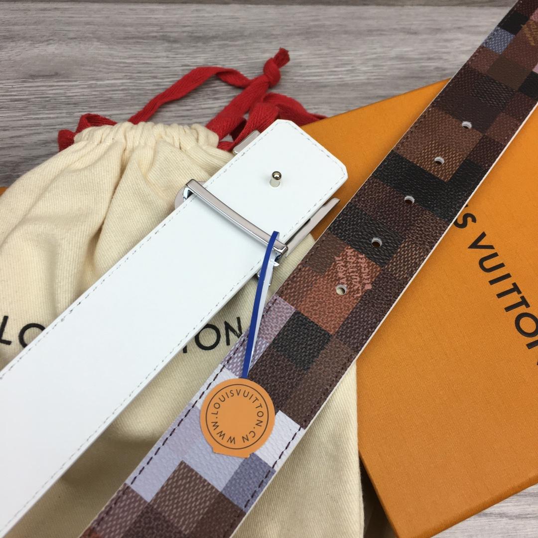 Louis Vuitton LV Initiales 40mm Reversible Belt - DopestKickz