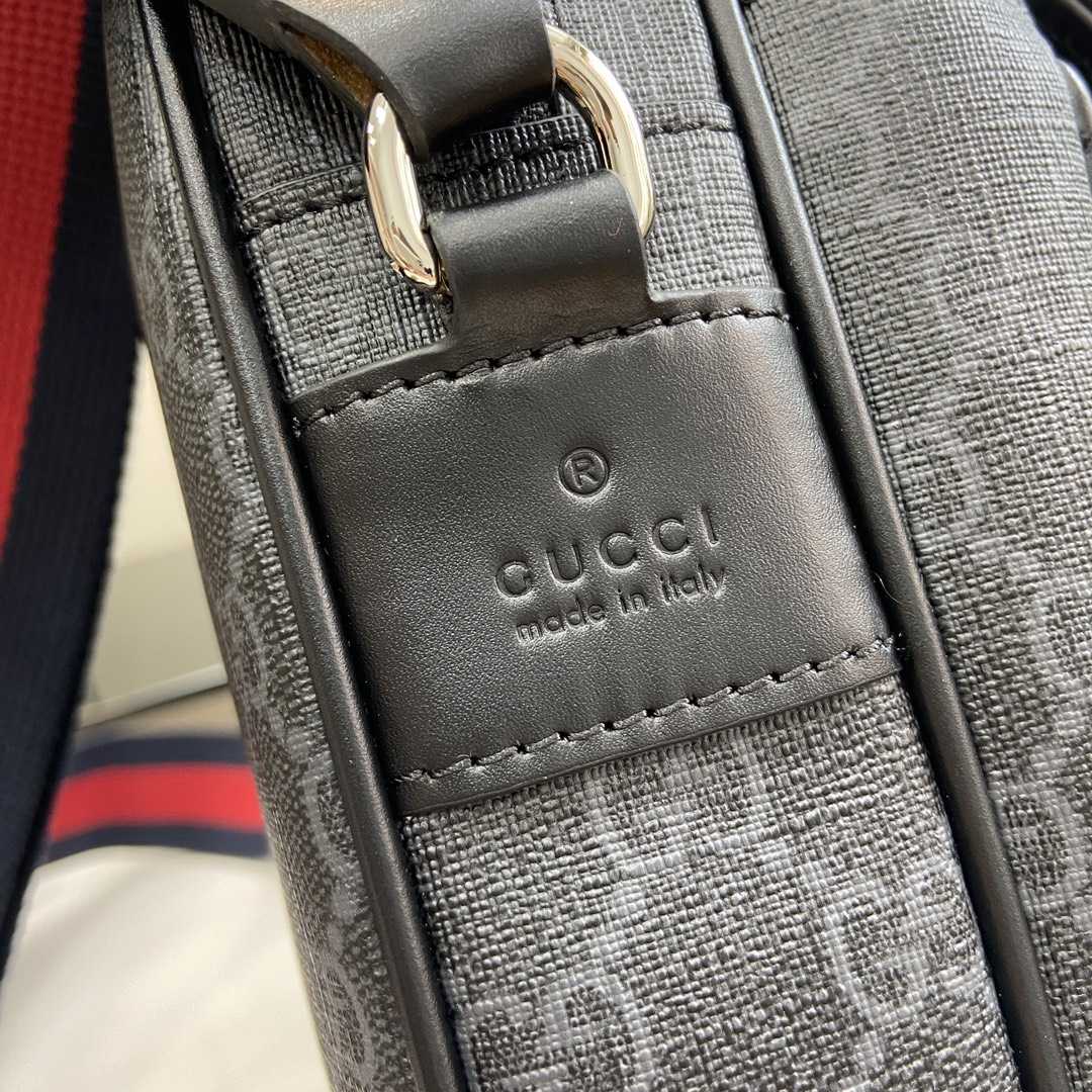 Gucci Small GG Crossbody Bag - DopestKickz
