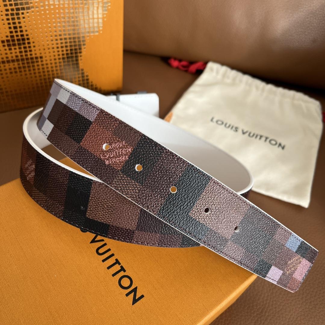 Louis Vuitton LV Initiales 40mm Reversible Belt - DopestKickz
