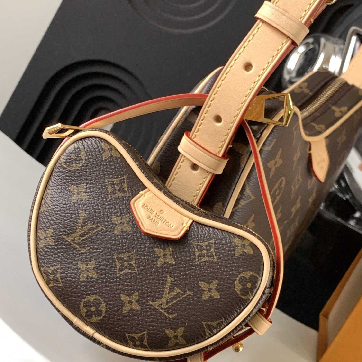 Louis Vuitton Croissant MM   M46828 - DopestKickz