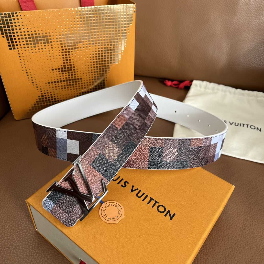 Louis Vuitton LV Initiales 40mm Reversible Belt - DopestKickz